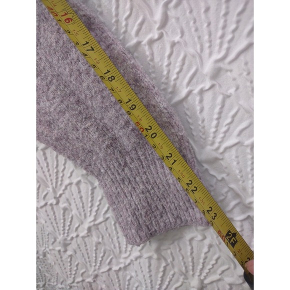 H&M Women's Sweater Size XS Wool Blend "Eclectic" Graphic Lavender Oversized - Picture 5 of 8
